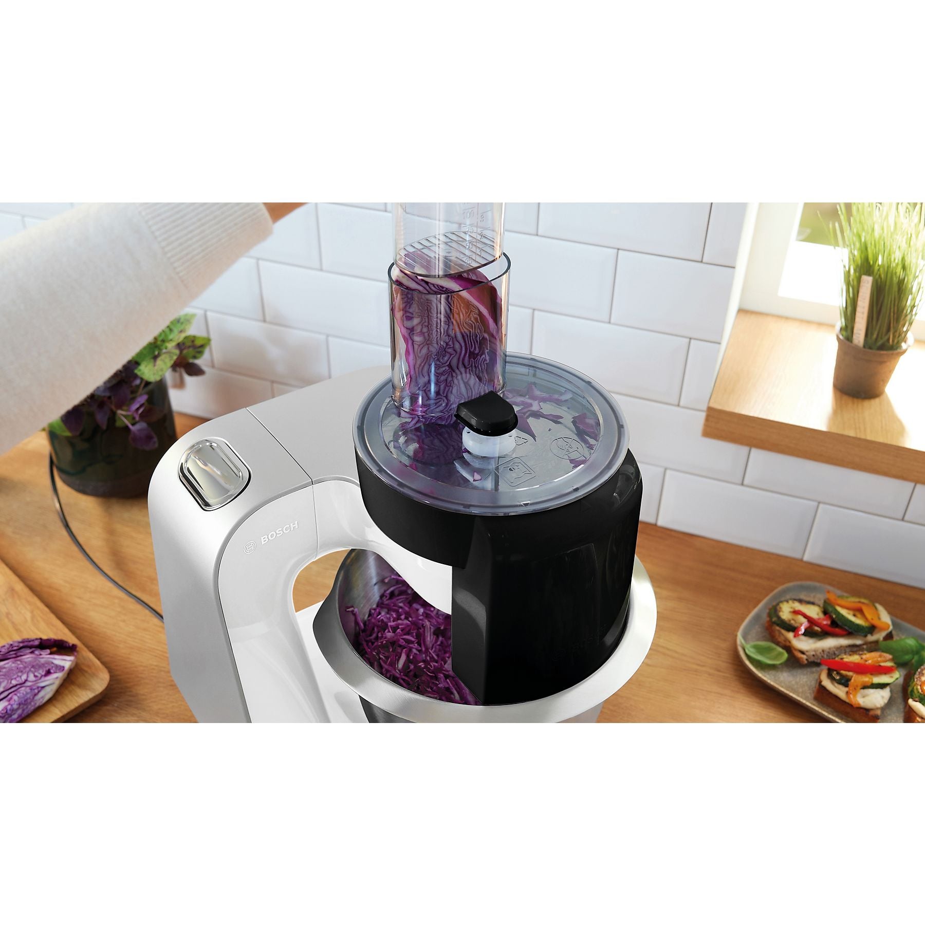 BOSCH MUM58210 Serie 4 Küchenmaschine Weiß (Rührschüsselkapazität: 3,9 l, 1000 Watt) BOSCH