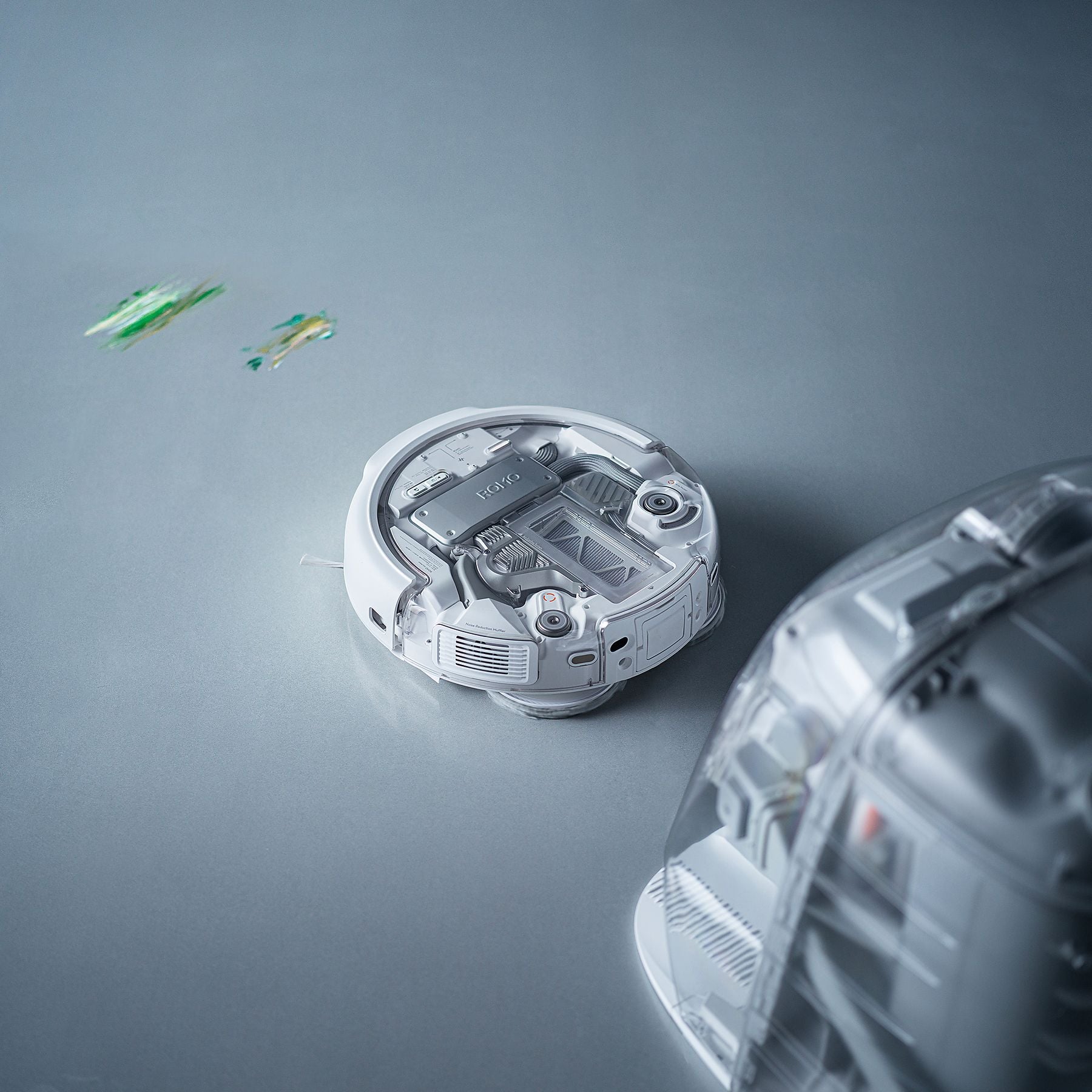DJI VC ROMO P mit Wischfunktion und transparentem Design, Saugroboter DJI