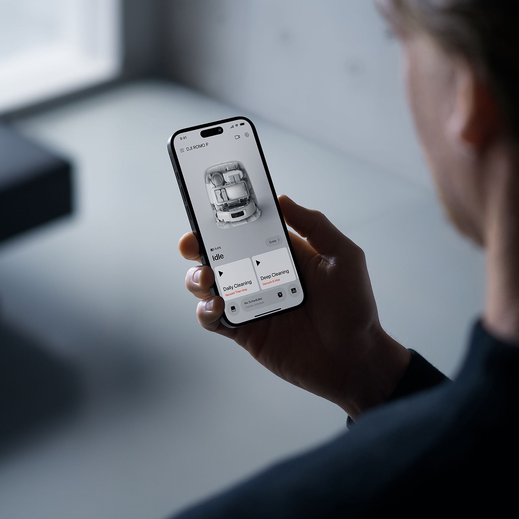 DJI VC ROMO P mit Wischfunktion und transparentem Design, Saugroboter DJI